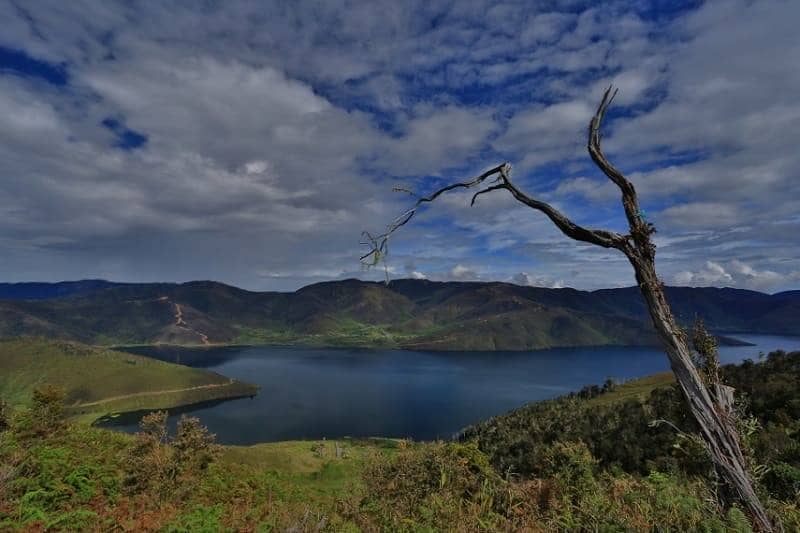 Danau Anggi