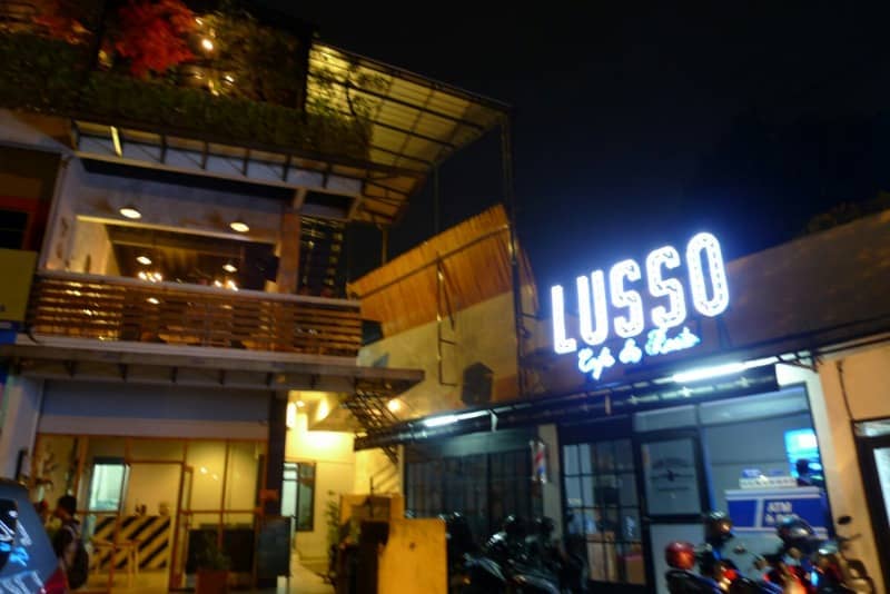 lusso cafe and resto
