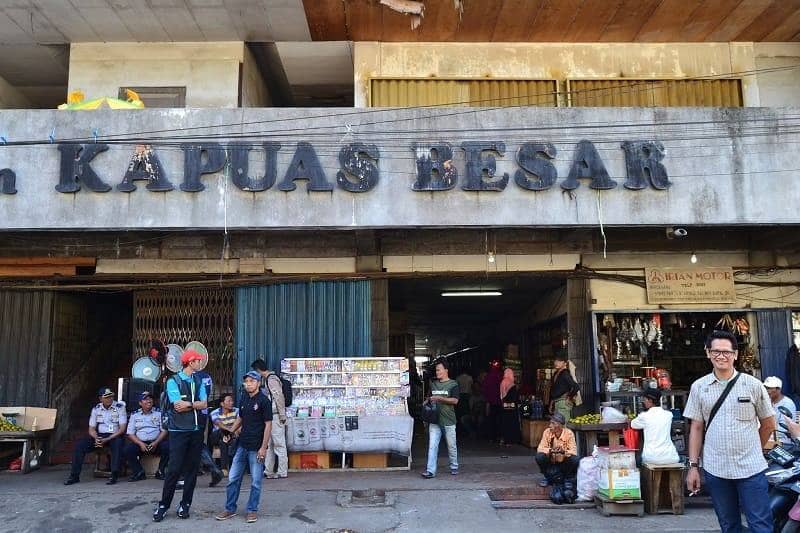 Pusat Belanja Kapuas Besar