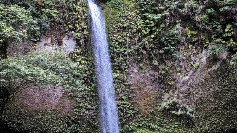 air terjun boru silalahi