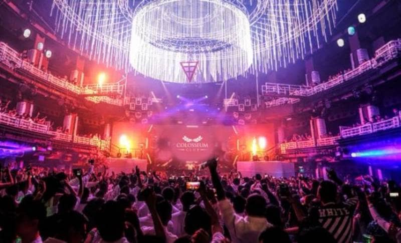 Tempat Kongkow Milenial, Nih10 Club Malam Paling Hits di Jakarta