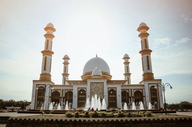 masjid agung ahmad bakrie