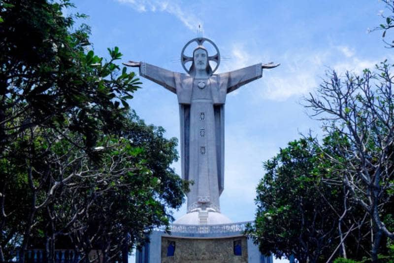 Patung Kristus dari Vung Tau, Vietnam