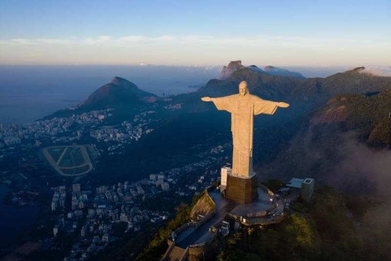 Patung Kristus Sang Penebus, Rio de Jeneiro, Brazil