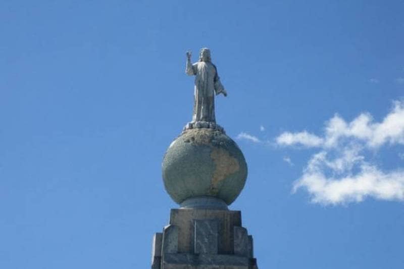 Patung Yesus Juru Selamat Dunia, San Salvador, El Salvador