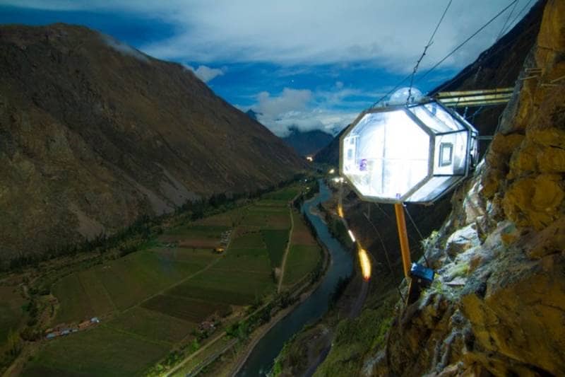 Skylodge Adventure Suits ( Cuzco, Peru )