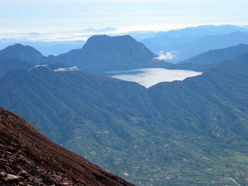 danau gunung tujuh