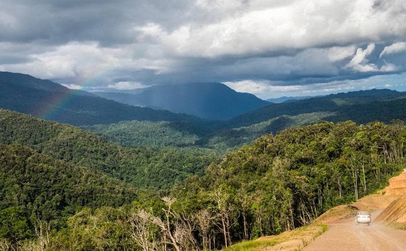 Gunung di Papua