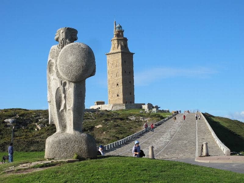 The Tower of Hercules, Spanyol
