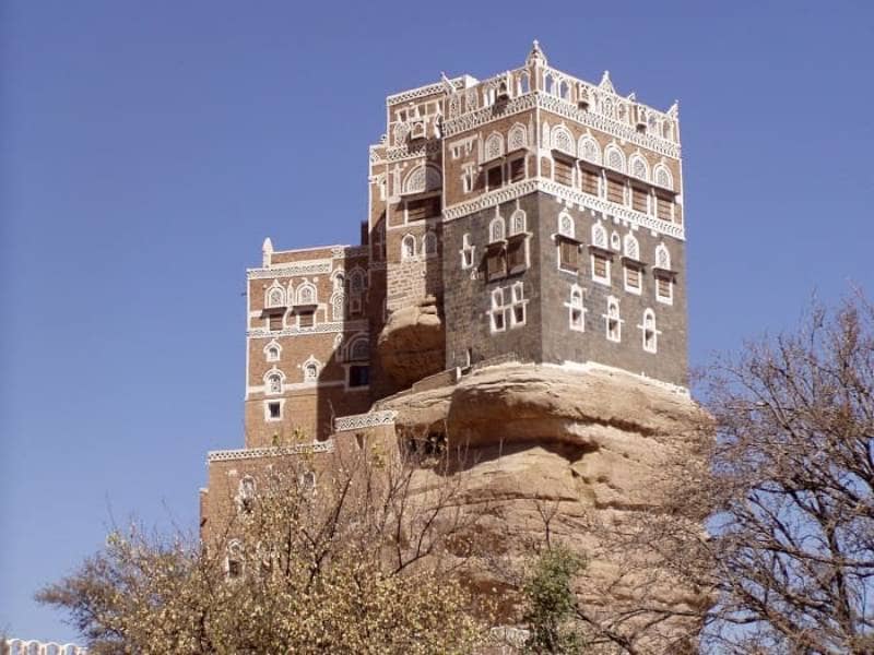 Dar Al-Hajar Palace