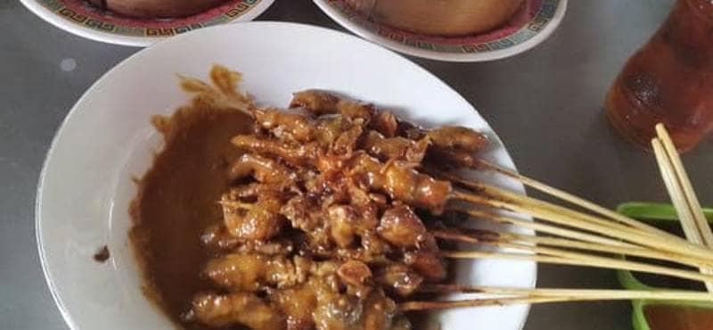 10 Rekomendasi Sate Ayam Madura Enak di Jakarta