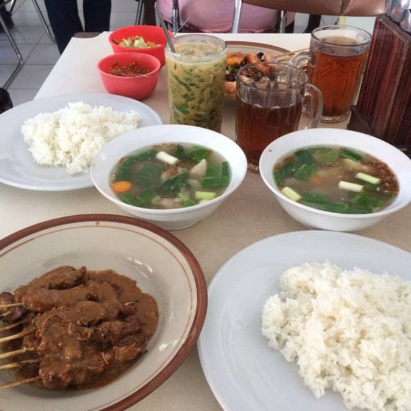 rumah makan ramayana rangkasbitung