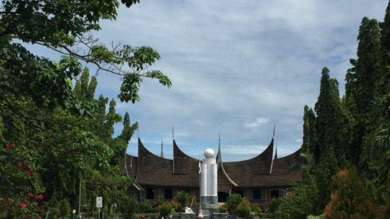 science and terknologi center padang