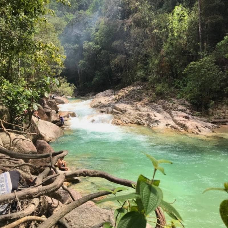 sungai lata kolam air deru ecopark 