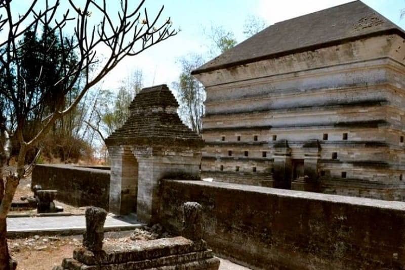 Makam Siti Fatimah Binti Maimun