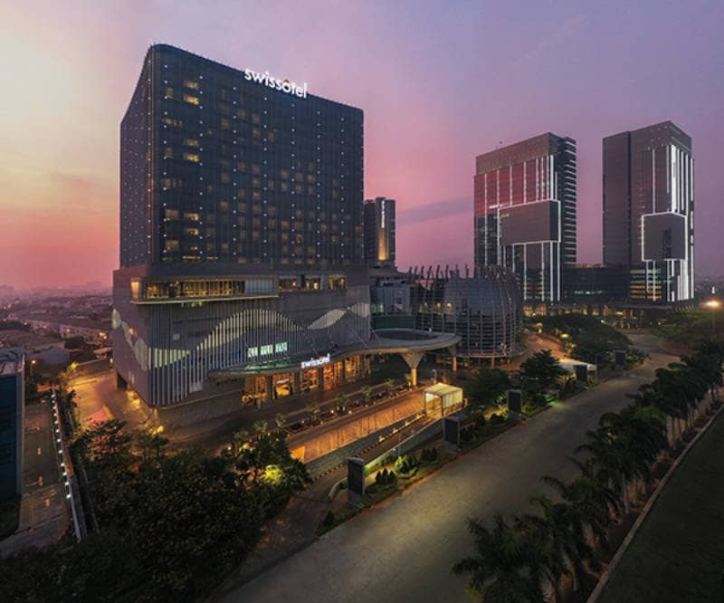 Swissotel Jakarta, PIK Avenue