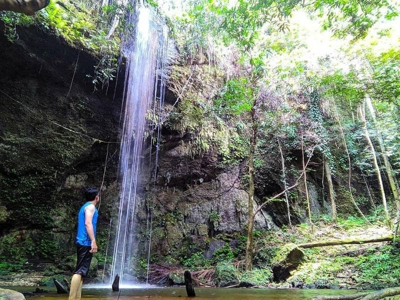 air terjun tangkum