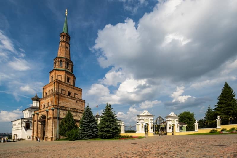 suyumbike tower wisata di kazan rusia