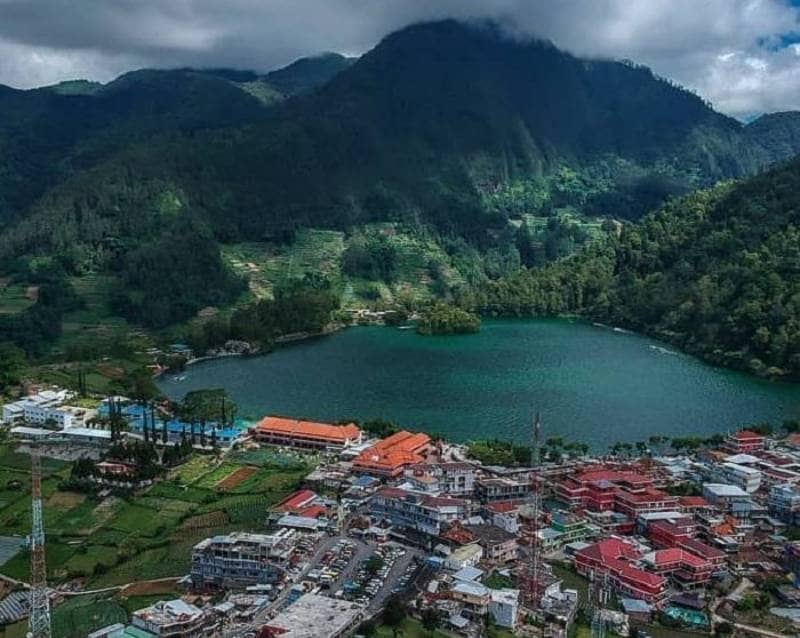 telaga sarangan danau paling angker di jawa