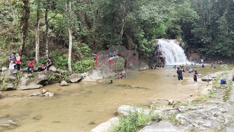 air terjun serendah