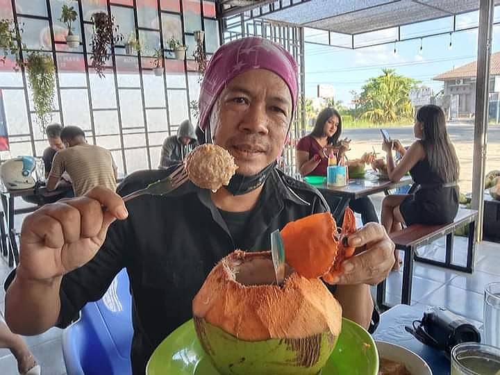 bakso kelapa kepiting
