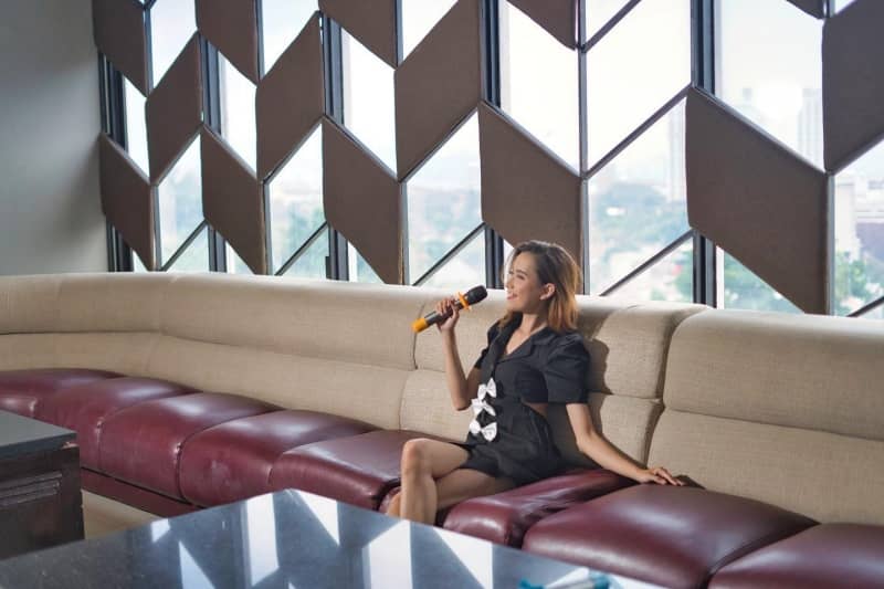 8 Tempat Karaoke Bandung Terupdate, Nyaman untuk Berdendang