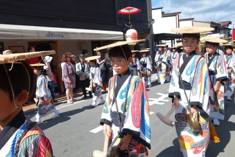destinasi festival takayama