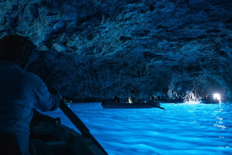 blue grotto capri gua indah di dunia