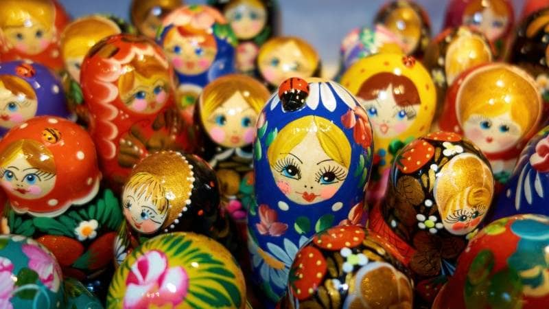 babushka dolls oleh-oleh khas polandia