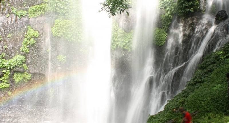 air terjun jodoh semelir