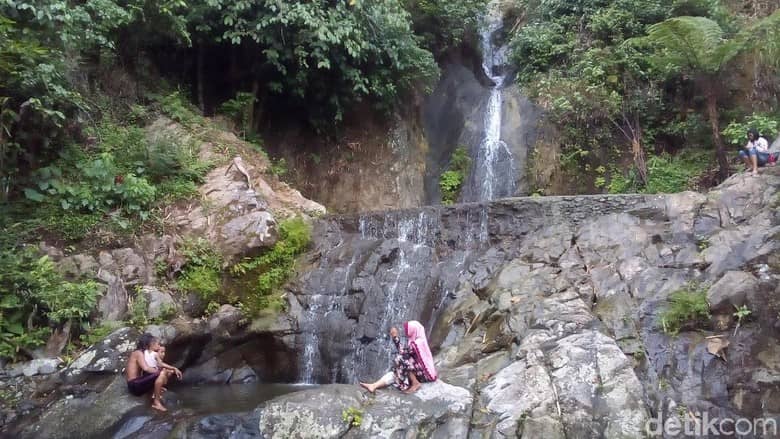 air terjun kali banteng