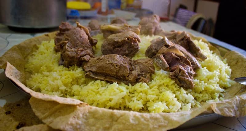 mansaf kuliner khas timur tengah