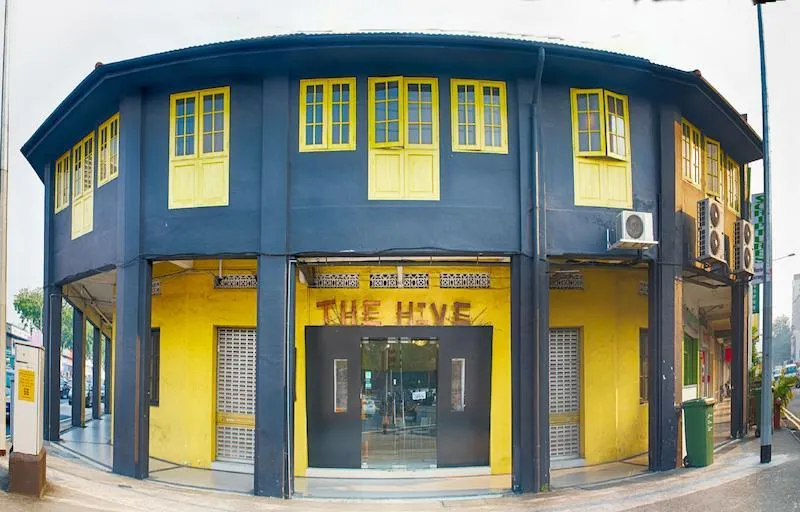 the hive backpacker hotel singapore