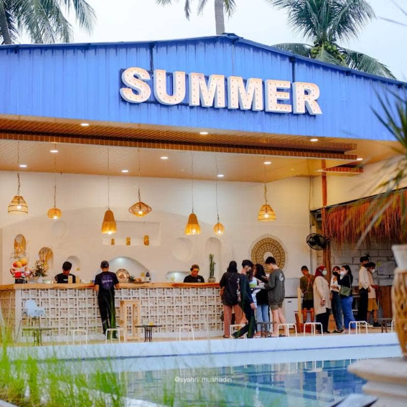 summer cafe and resto