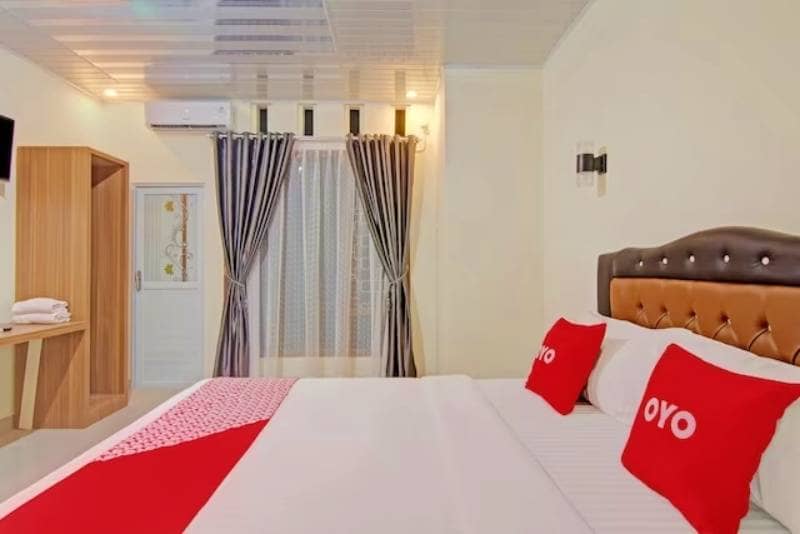 oyo hotel dekat bandara padang