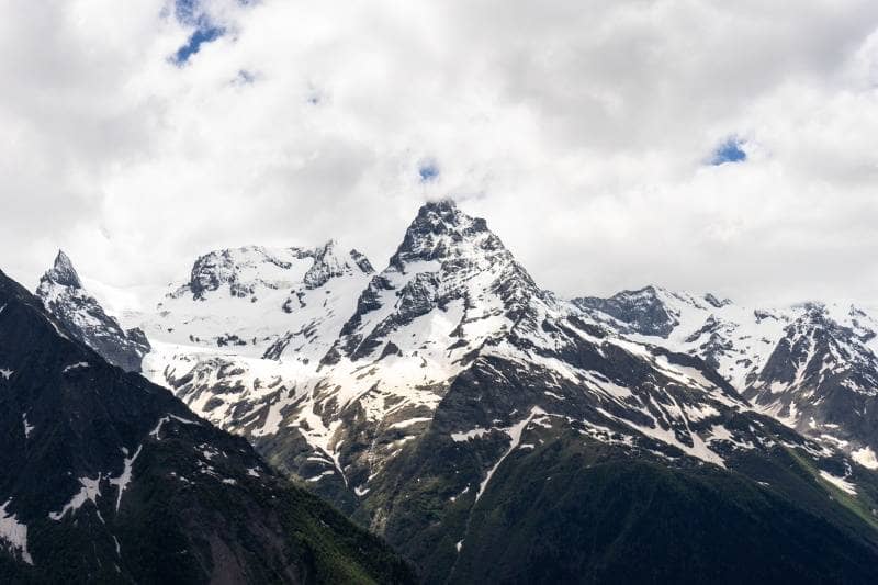 gunung elbrus tertinggi di benua eropa