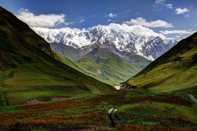 gunung shkhara