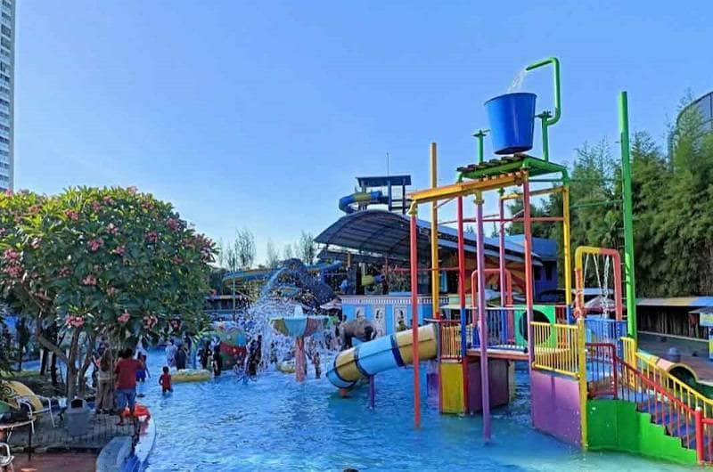 suncity waterpark sidoarjo