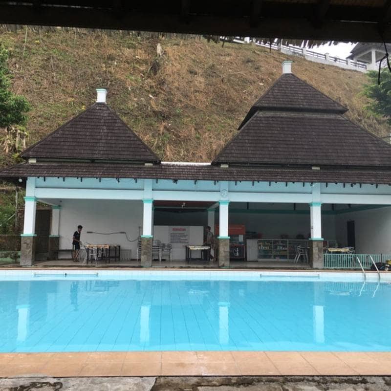 lipan hill swimming pool