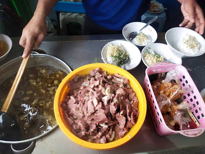 soto sapi asli trisakti solo