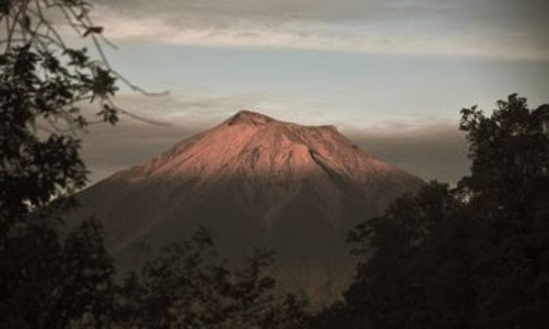 gunung bandahara