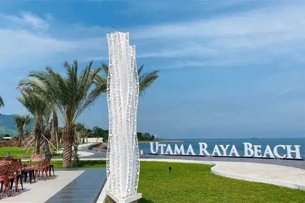 pantai utama raya