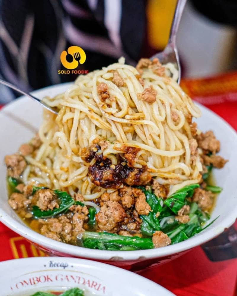 mie ayam dan bakso pak dhe