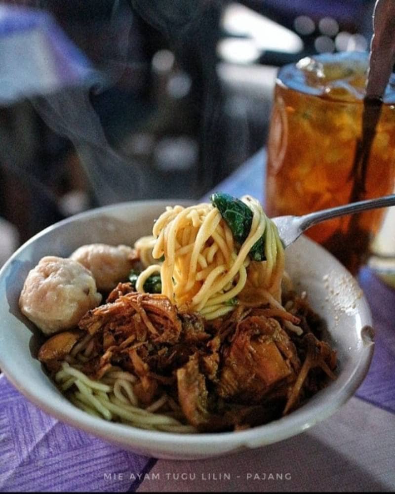 mie ayam tugu lilin panjang