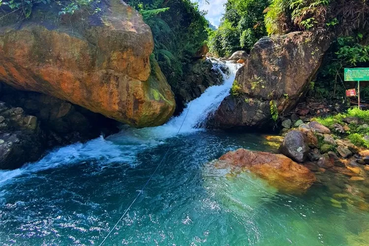 curug hordeng Hidden Gem di Bogor