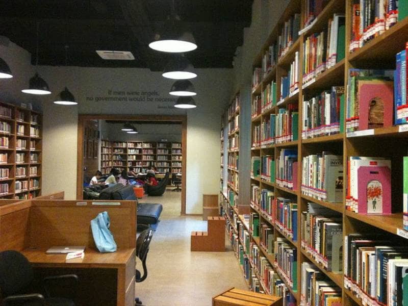 perpustakaan umum freedom institute